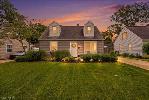 131 Forest Blvd, Avon Lake, OH, 44012-1928 | Card Image