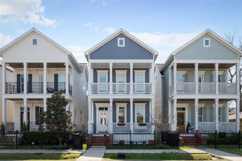 828 E 28th St, Houston, TX, 77009-1022 | Card Image