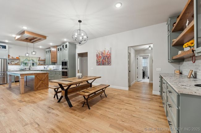 9218 N 141 St East Ave, House other with 3 bedrooms, 2 bathrooms and null parking in Owasso OK | Image 16