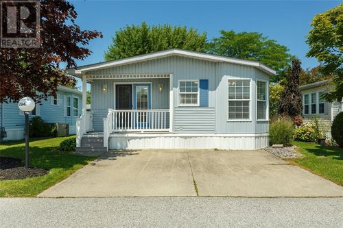 294-5700 Blackwell Sideroad, Sarnia, ON, N7W1B7 | Card Image