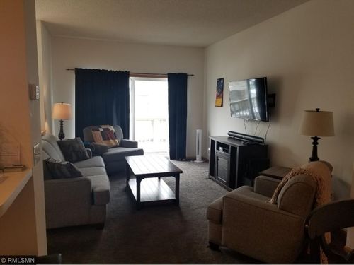 2387 Eagle Trace Ln, Woodbury, MN, 55129-4285 | Card Image