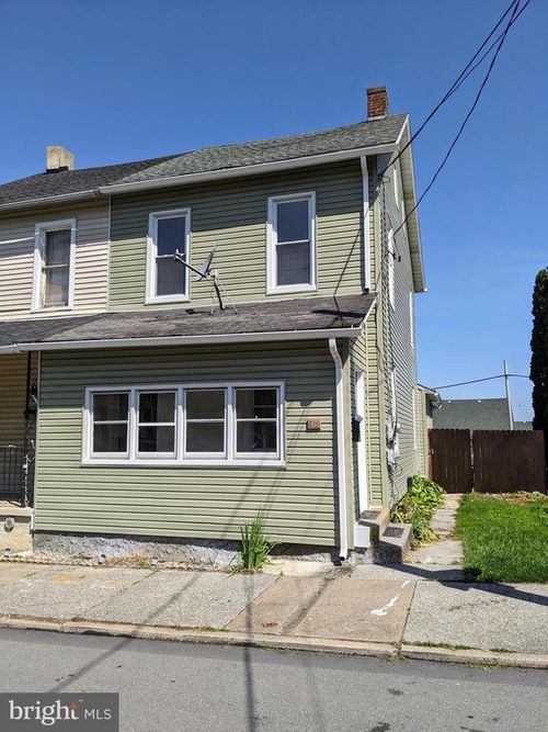 804 Race St, CATASAUQUA, PA, 18032-1119 | Card Image