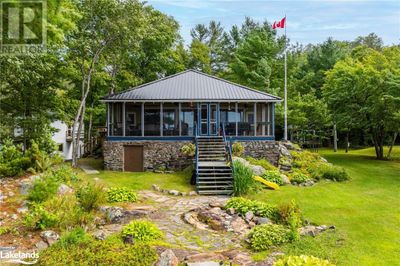 70 Georgian Bay Ave, House other with 2 bedrooms, 2 bathrooms and null parking in Parry Sound ON | Image 2