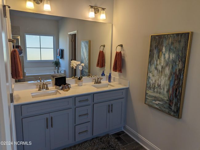 Similar home in community | Image 14