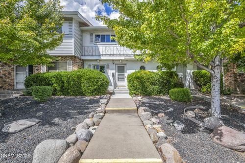 5 Smithridge Park, Reno, NV, 89502-5708 | Card Image