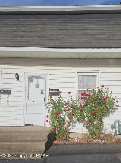 apt-c-429 Pond St, Duryea, PA, 18642-1216 | Card Image