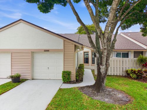 12269 Country Greens Blvd, Boynton Beach, FL, 33437-2040 | Card Image