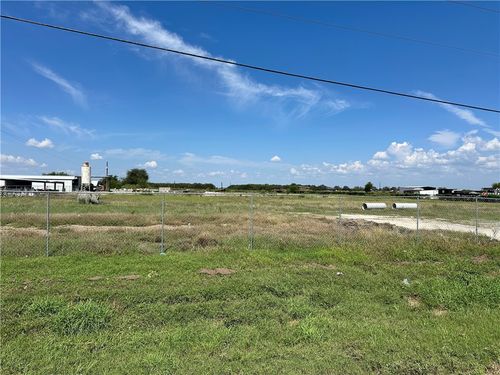 6383 Highway 77, Odem, TX, 78370-4313 | Card Image