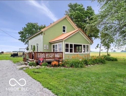 8371 S 600 W, Fairmount, IN, 46928-9741 | Card Image