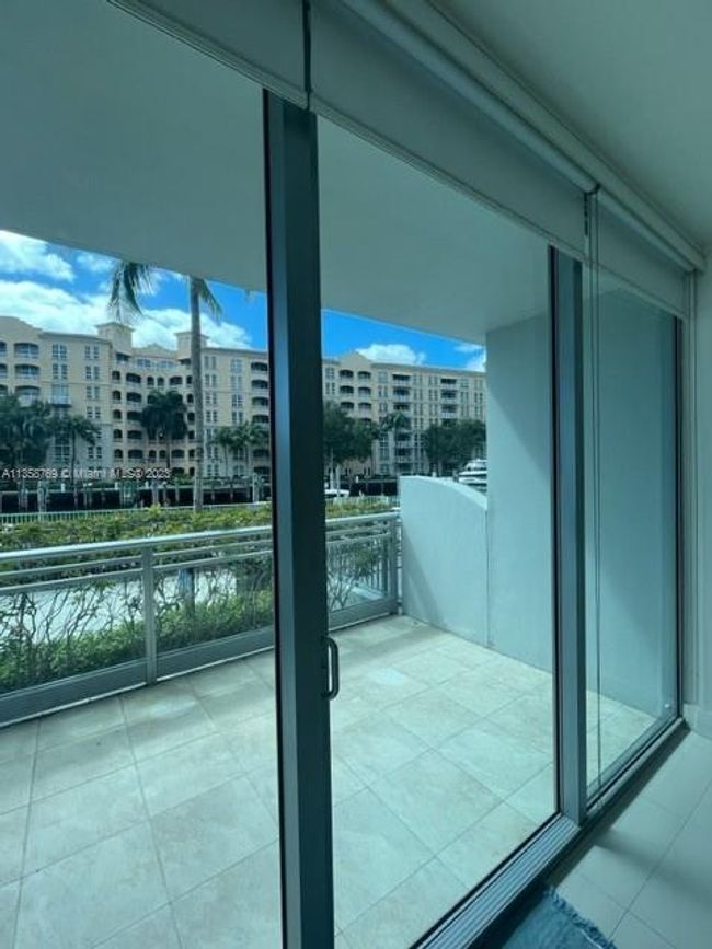 128 - 2950 Ne 188th St, Condo with 1 bedrooms, 1 bathrooms and null parking in Aventura FL | Image 20