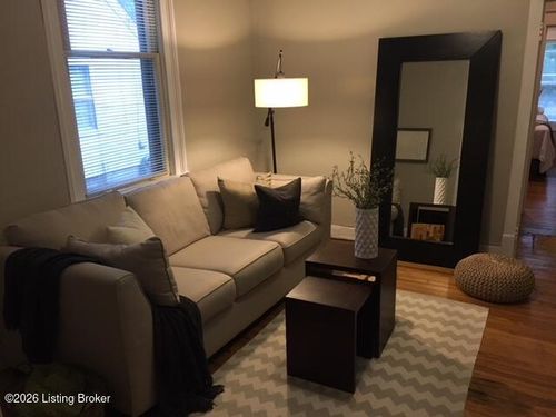 2-3903 Kennison Ave, Louisville, KY, 40207-2726 | Card Image