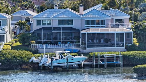 3530 Mistletoe Ln, LONGBOAT KEY, FL, 34228-4102 | Card Image