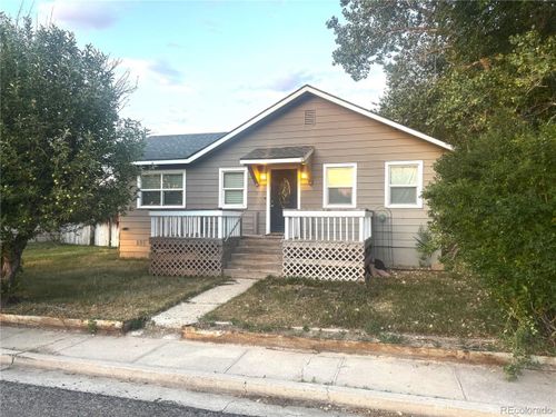 208 Morrison Ave, Rangely, CO, 81648-2801 | Card Image