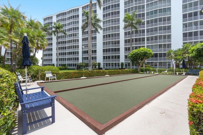 APT-220C - 3300 S Ocean Blvd, Condo with 1 bedrooms, 2 bathrooms and null parking in Highland Beach FL | Image 15