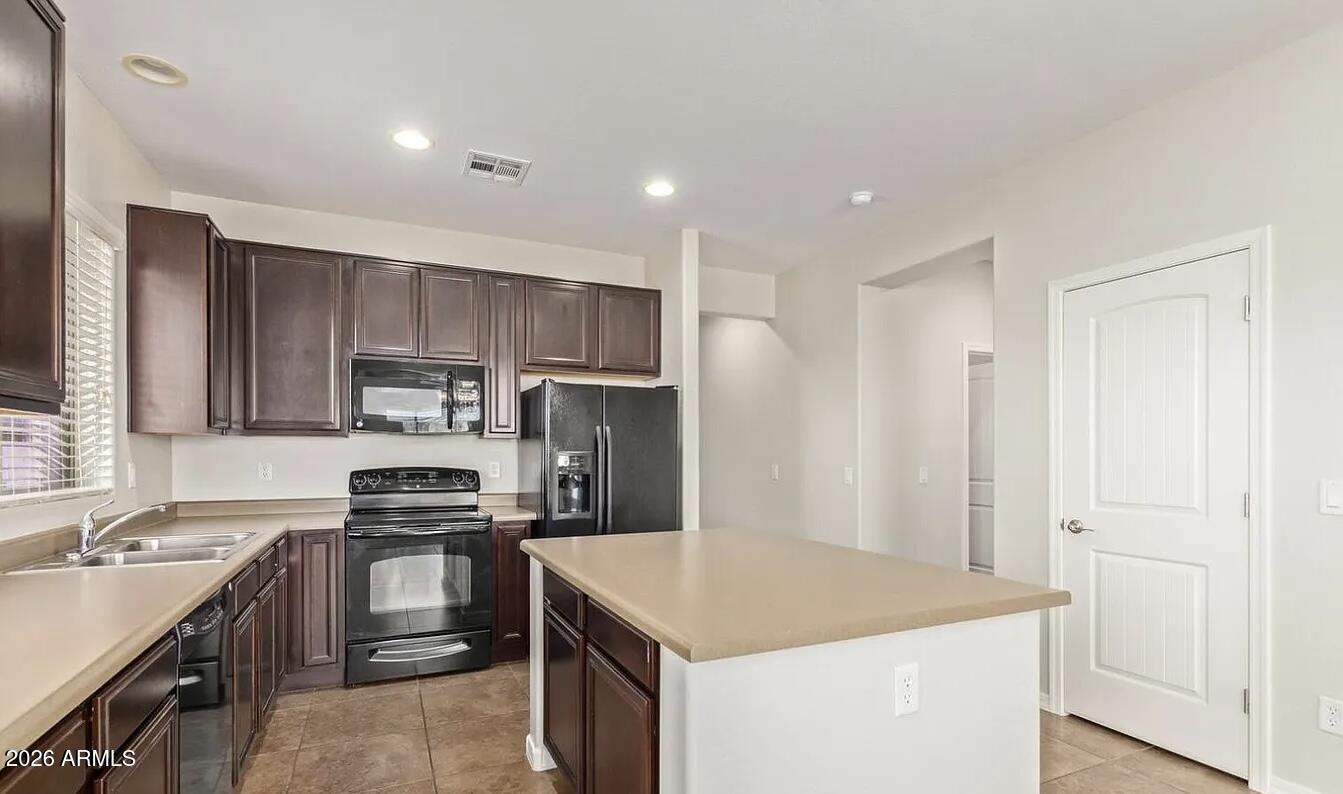 Residential Lease in San Tan Valley 4