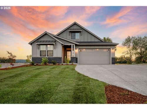 2072 S River Rd, Kelso, WA, 98626-1424 | Card Image