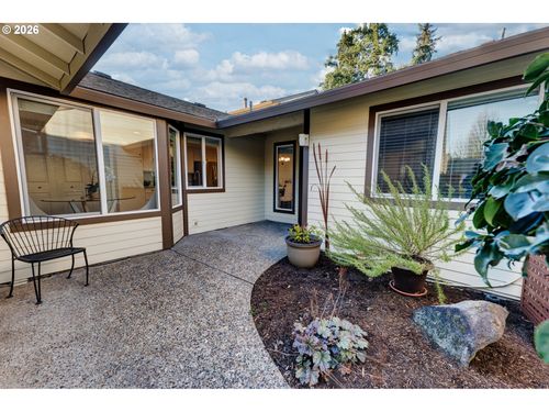 10245 Sw Greenleaf Ter, Portland, OR, 97224-4651 | Card Image