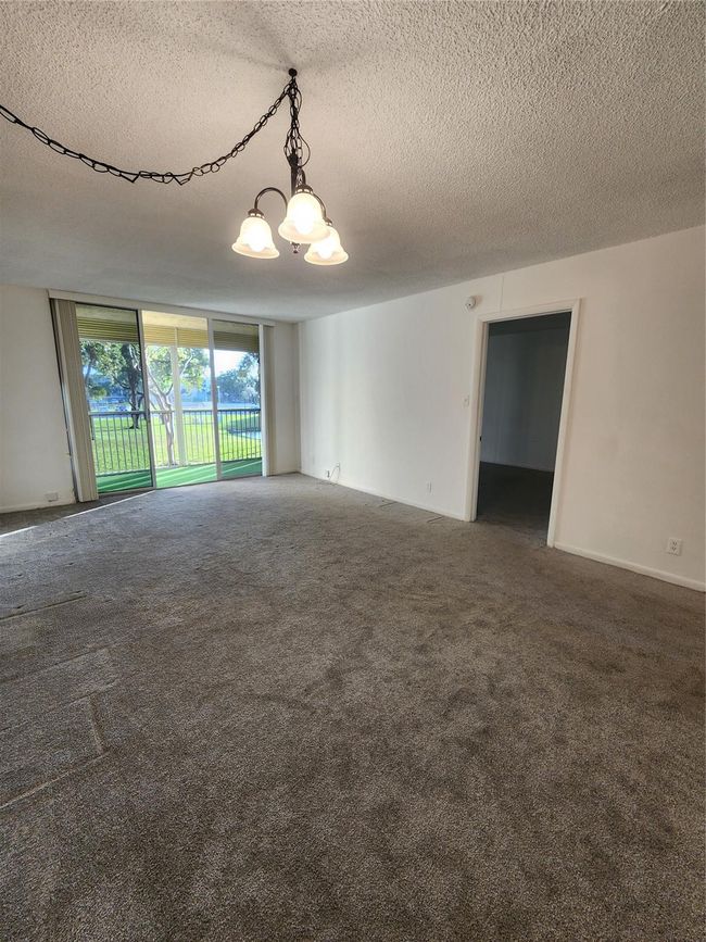 APT-211 - 3341 Nw 47 Th Ter, Condo with 1 bedrooms, 2 bathrooms and null parking in Lauderdale Lakes FL | Image 28