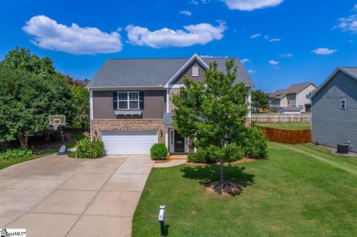 370 Slate Dr, Boiling Springs, SC, 29316-7441 | Card Image