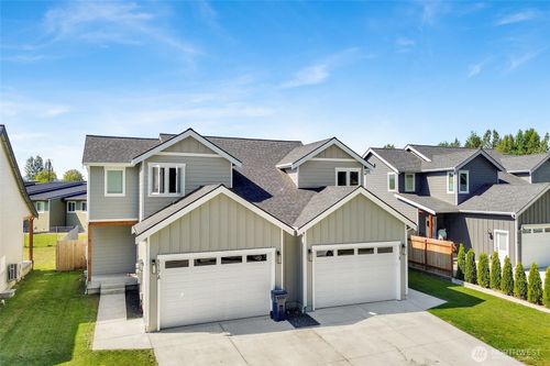 517 Colton Ln, Everson, WA, 98247-9646 | Card Image
