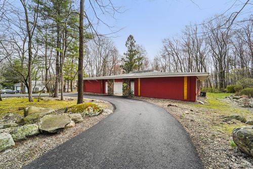 18 Tamarack Ln, Pomona, NY, 10970-2010 | Card Image