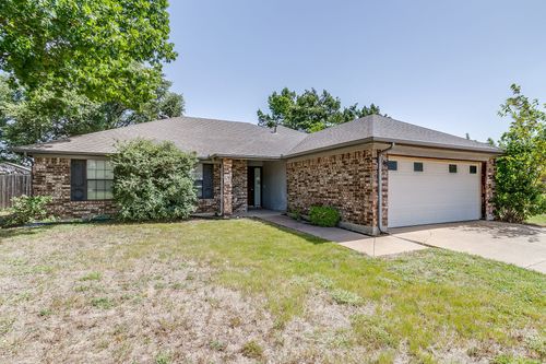401 Revolution Lane, Arlington, TX, 76002 | Card Image