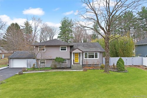 5 Mark Ln, New City, NY, 10956-6710 | Card Image