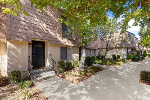 4059 Yankee Dr, Agoura Hills, CA, 91301-3556 | Card Image