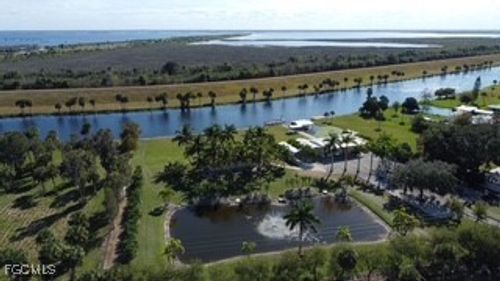 3342 County Road 721 Loop, MOORE HAVEN, FL, 33471-5113 | Card Image