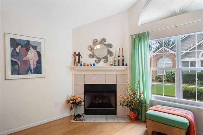 4512 Orchard Trce, Condo with 3 bedrooms, 2 bathrooms and null parking in Roswell GA | Image 6