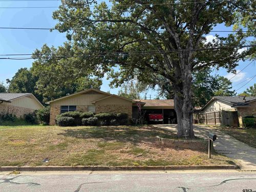 2613 Chelsea Dr, Tyler, TX, 75701-6706 | Card Image