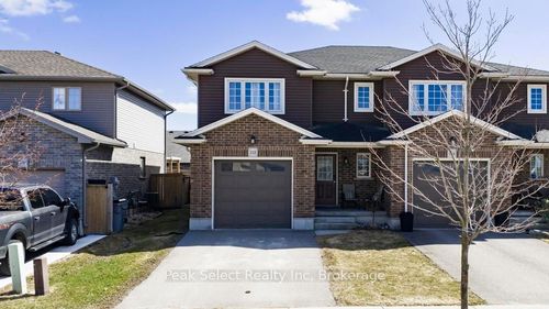 112 Edison Street, St Marys, ON, N4X0A8 | Card Image