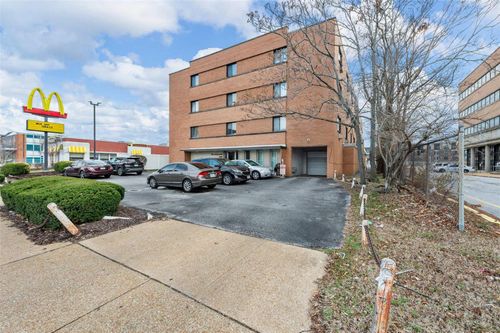 4020 Lindell Blvd, Saint Louis, MO, 63108-3235 | Card Image