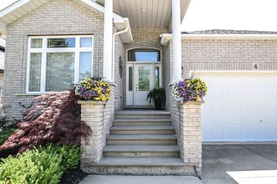 4 Waterside Dr, House other with 4 bedrooms, 2 bathrooms and 4 parking in Stoney Creek ON | Image 3