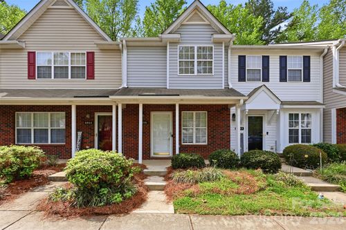6856 Cypress Tree Ln, Charlotte, NC, 28215-4229 | Card Image