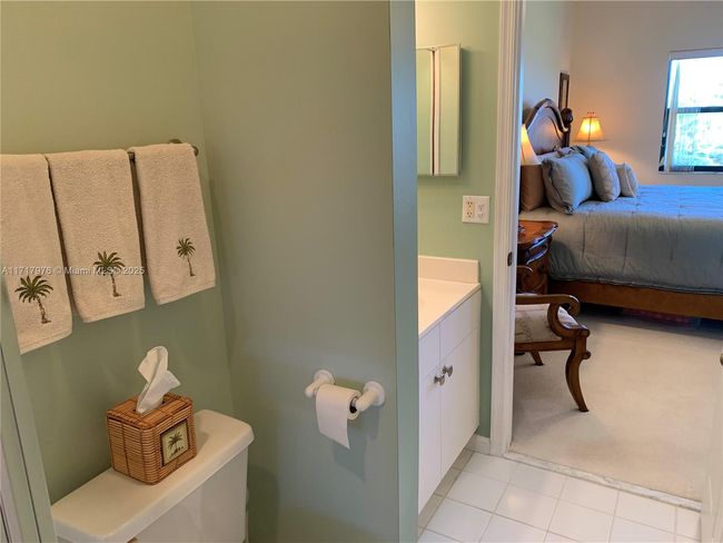 APT-15 - 6062 Se Landing Way, Condo with 2 bedrooms, 2 bathrooms and null parking in Stuart FL | Image 24