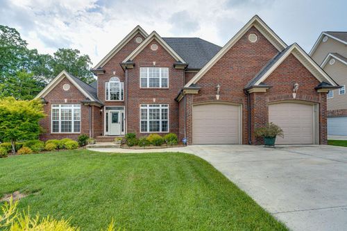 556 Kashaya Ln, Soddy Daisy, TN, 37379-3686 | Card Image