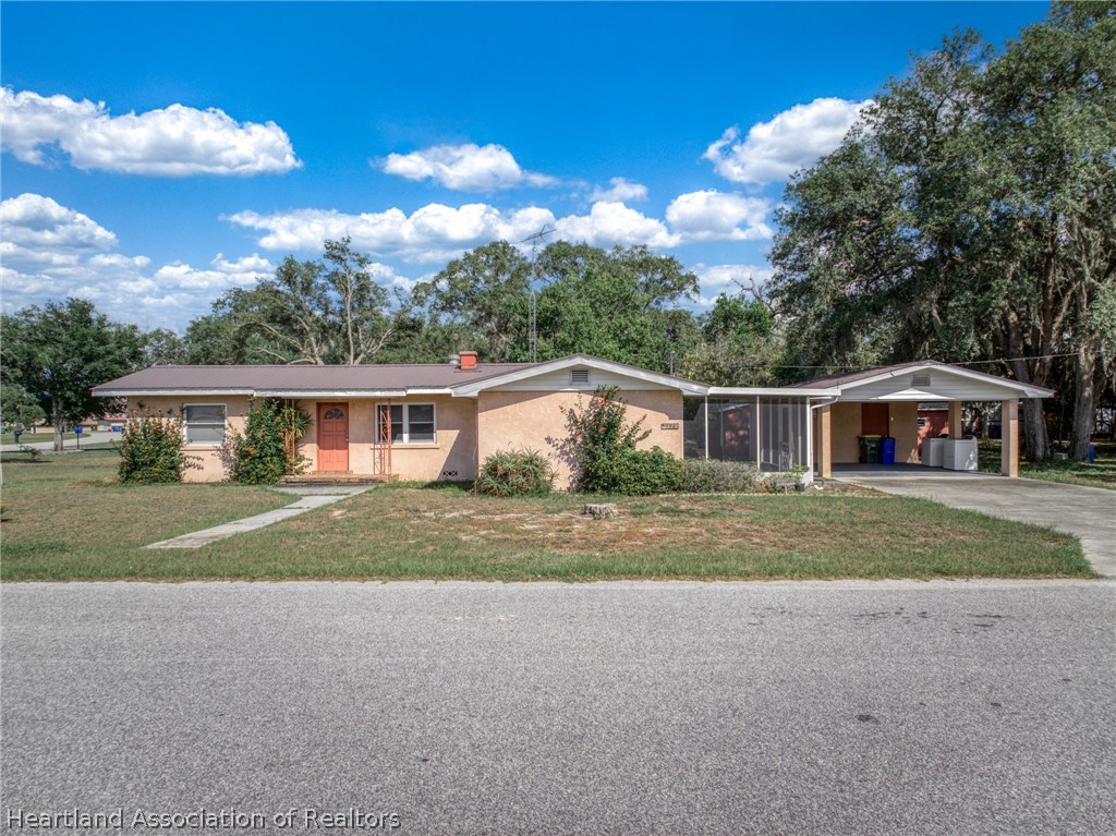 Azalea Dr, Avon Park, FL 33825