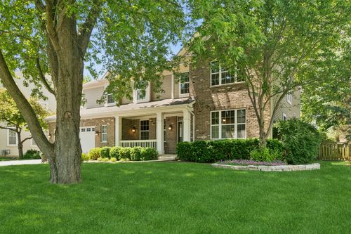 2421 Stonybrook St, Wauconda, IL, 60084-5012 | Card Image