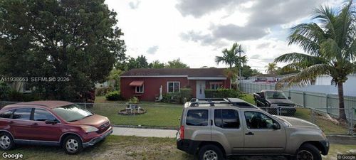14740 Polk St, Miami, FL, 33176-7536 | Card Image