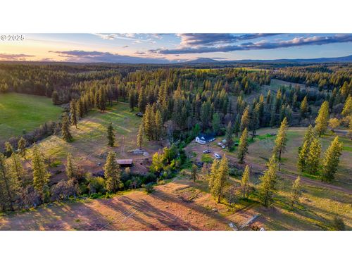 932 Zelinski Rd, Goldendale, WA, 98620-3007 | Card Image