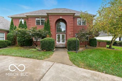 7105 W Saint Andrews Ave, Yorktown, IN, 47396-9694 | Card Image