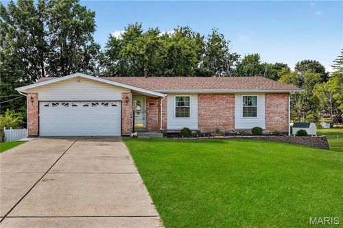 319 Sunrise Blvd, Ballwin, MO, 63021-5032 | Card Image