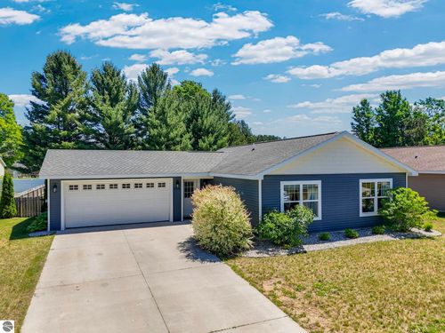 2033 Woodside Trail Ct, Traverse City, MI, 49685-8553 | Card Image