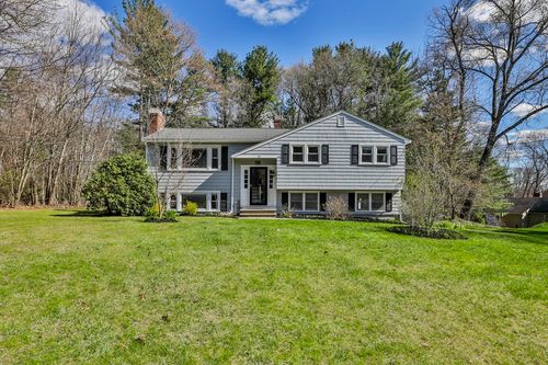 26 Clover Hill Dr, Chelmsford, MA, 01824-2612 | Card Image