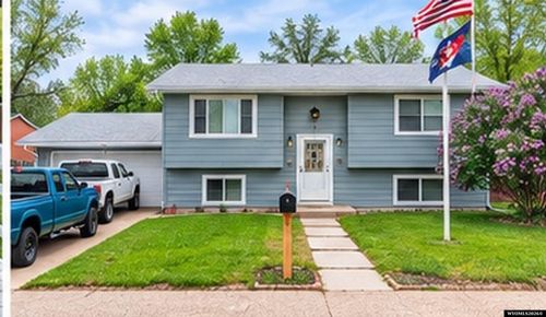1718 Cardinal St, Worland, WY, 82401-4235 | Card Image