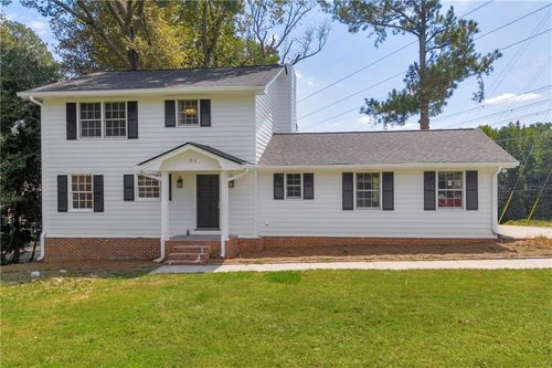 4872 Arrowhead Trail West Sw, Lilburn, GA, 30047-5242 | Card Image