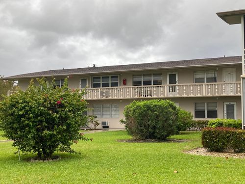 302 Northampton O, West Palm Beach, FL, 33417-7622 | Card Image
