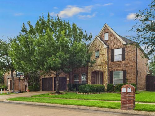 2407 Laguna Lane Lane, Arlington, TX, 76012 | Card Image