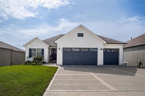 2751 N 112th St, Kansas City, KS, 66109 | Card Image